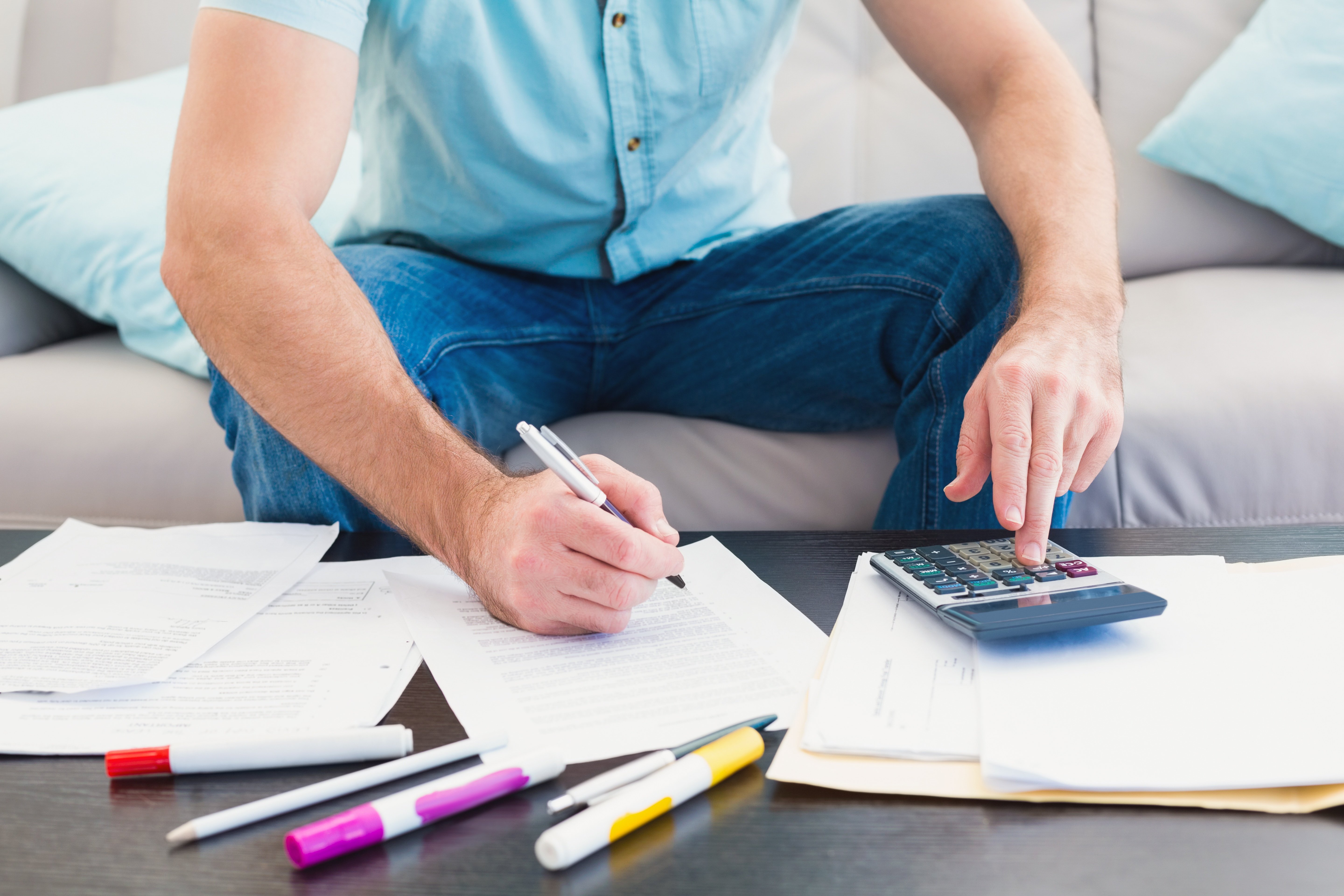 Using a Public Adjuster vs. Managing Your Own Insurance Claim
