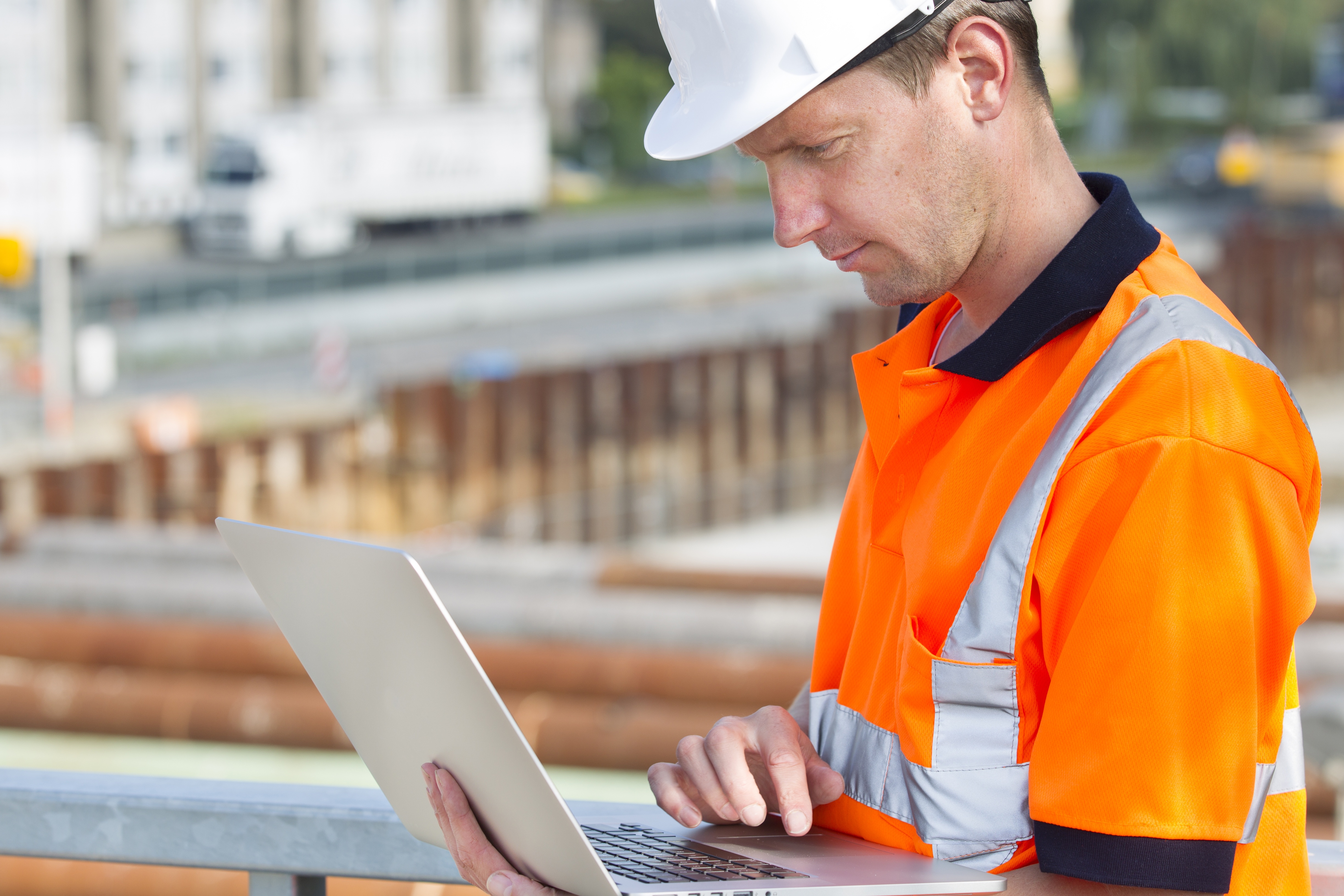 Negotiating Contractor Expenses on Home Insurance Claims